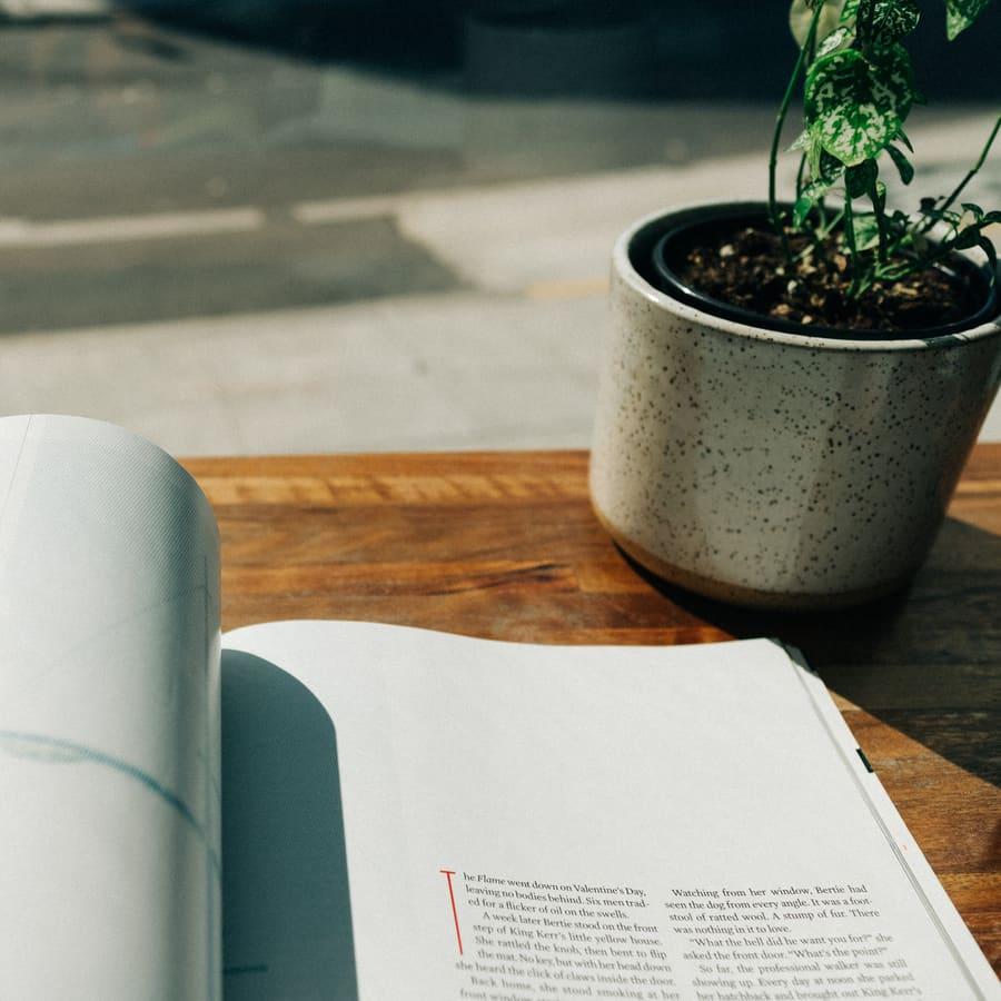 Brochure | A4 Flat | 250 gsm Gloss